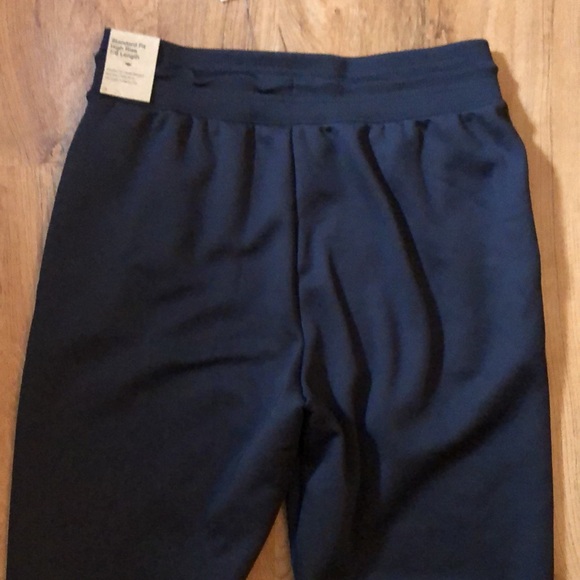 Nike Therma-Fit One High-Waisted Joggers - Picture 14 of 16